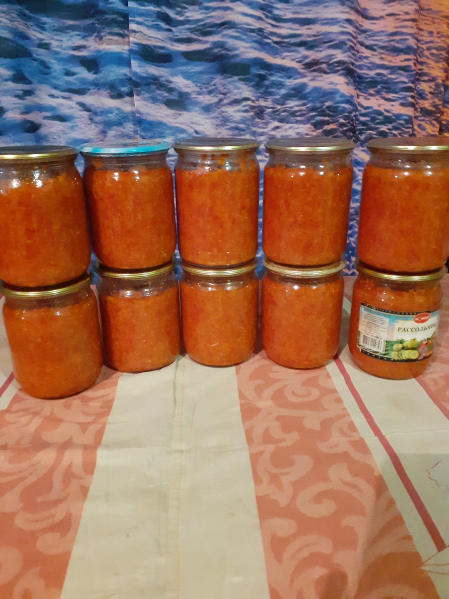 Из этого состава продуктов выходит 10 банок по 0,5 литров.