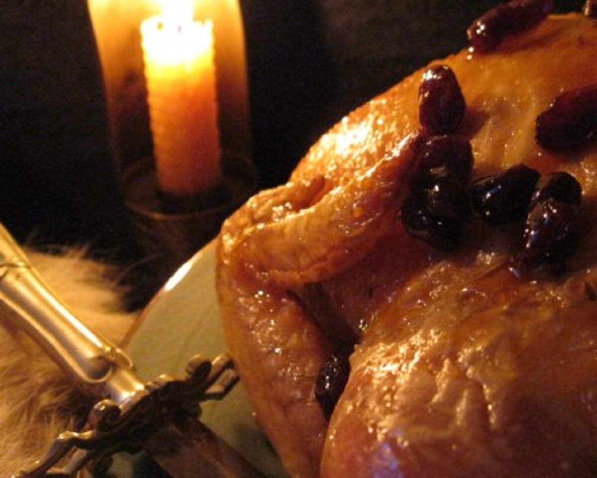 Медовая курица (фото взято из кадров сериала "Игра Престолов").