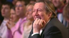 Дядя Миша Ефремов в жюри "КВН". Кадр из передачи.