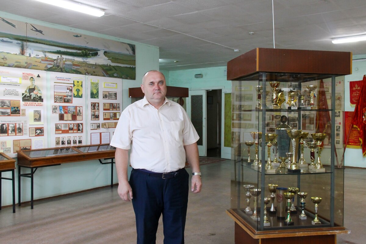 «У нас задача одна – подготовить рабочие кадры для города» - директор ГБПОУ РО ПУ №45 Андрей Александрович Петров