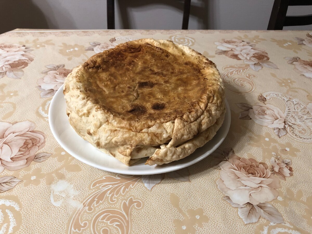 Готовый плов в лаваше