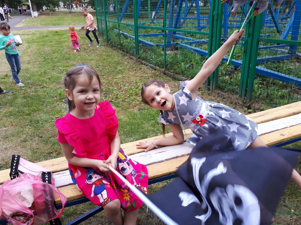 Луминица справа