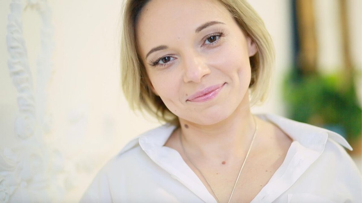 Меня зовут Маша Лукина и я помогаю вам делать ваши проекты популярными