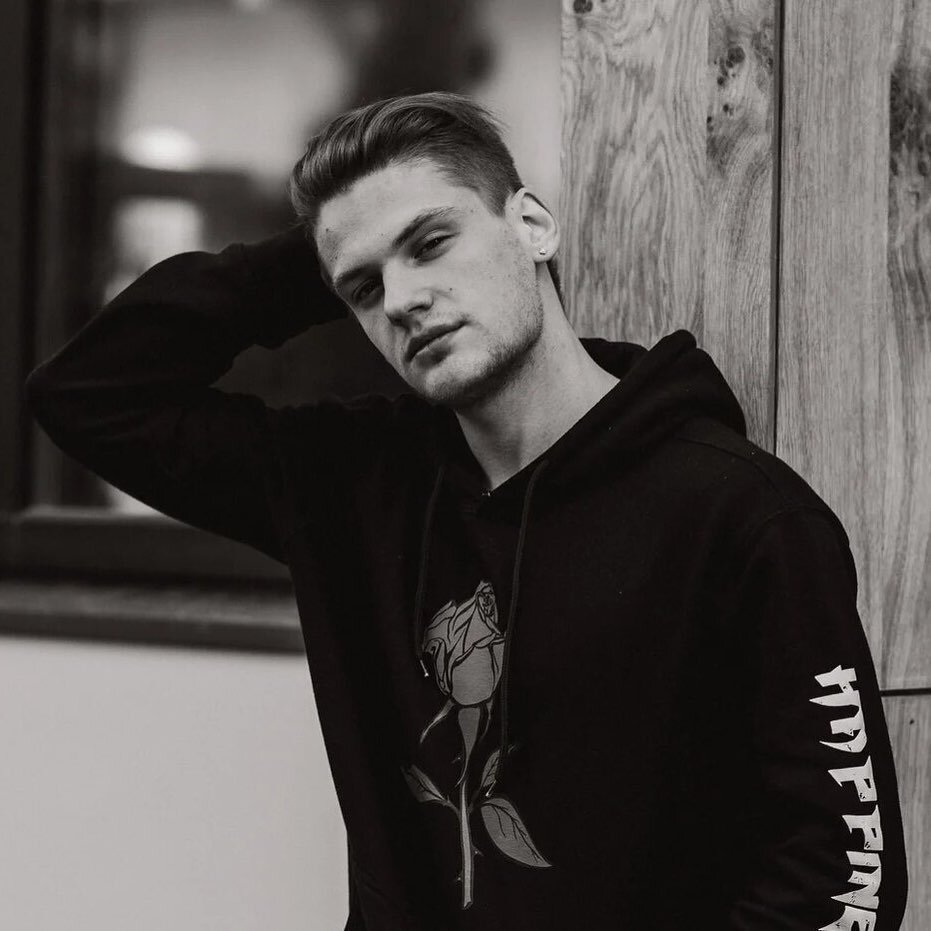 Максим Моргенштерн