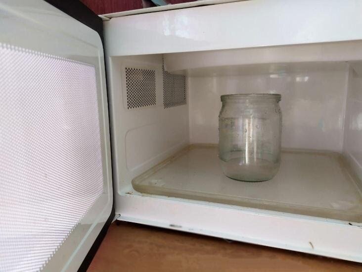 Банка со смесью 