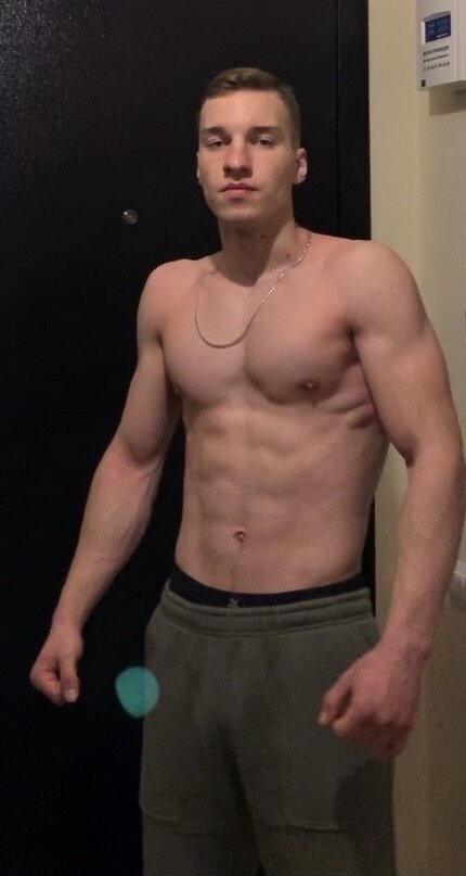 Спустя год тренировок дома. Вес 75 кг