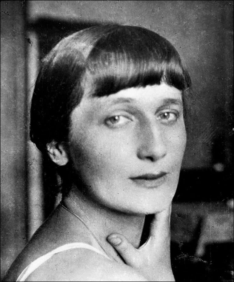 А. Ахматова