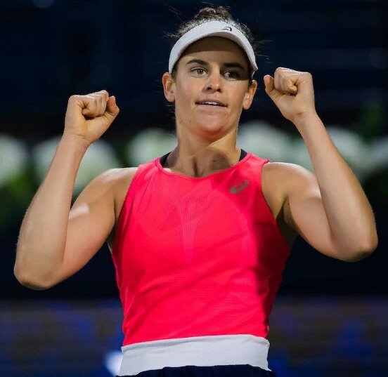 Дженнифер Брэди ( США )