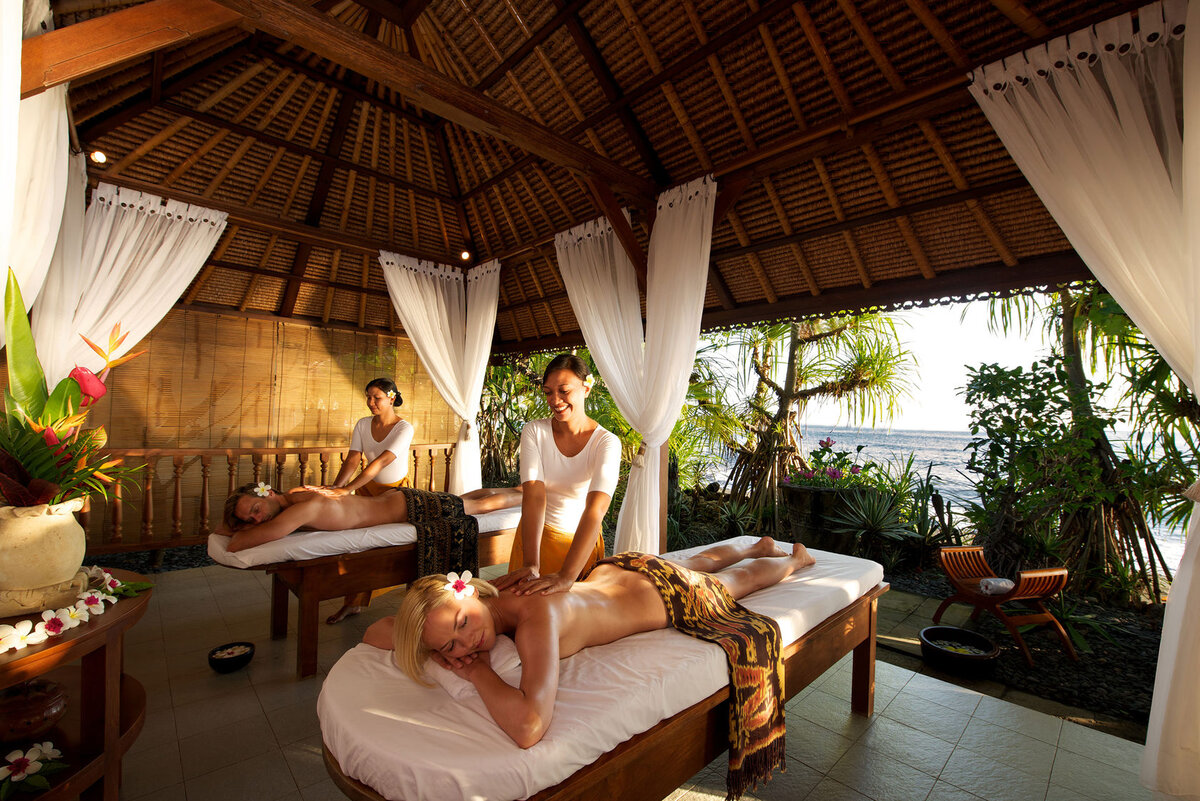 Источник: https://static.tildacdn.com/tild3065-3138-4266-b263-386231363937/mbr-beach-massage-pa.jpg