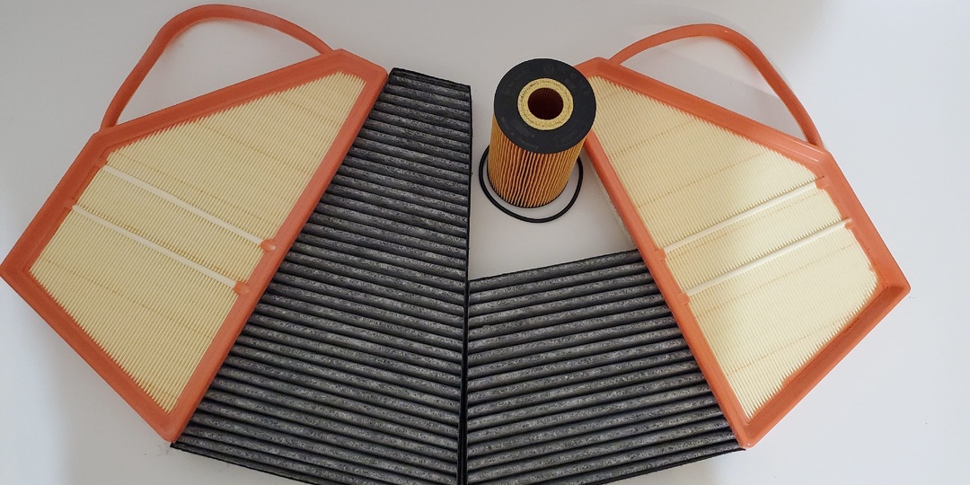 Продам комплект фильтров для автомобиля Бентли.