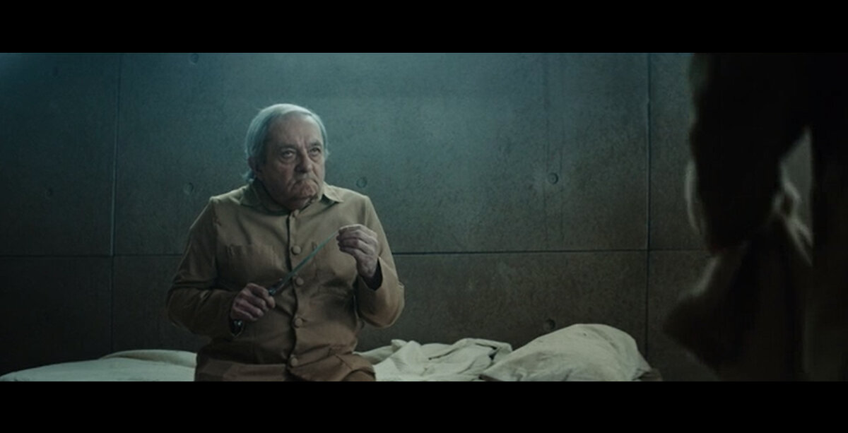 Кадр из фильма «Платформа» (2019 г.)