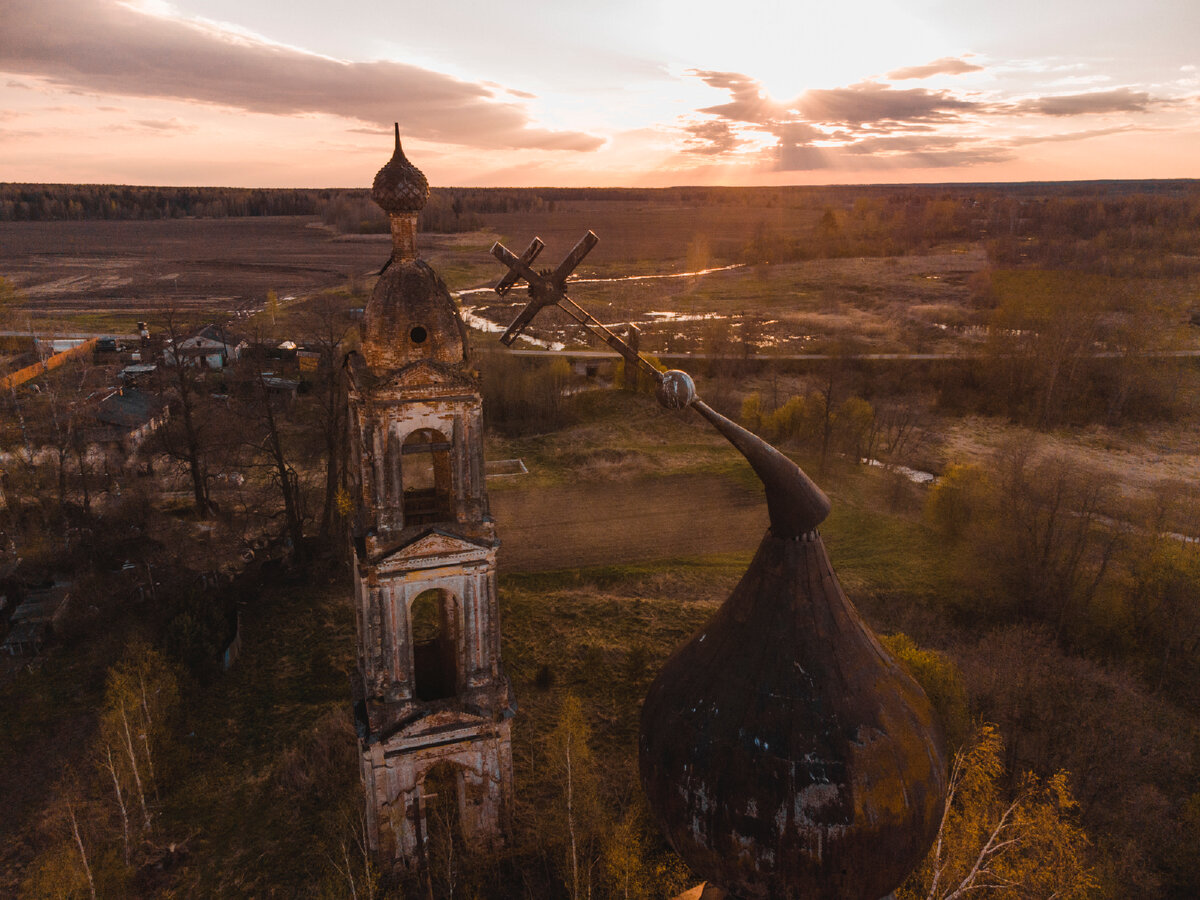 Сретенье ярославская область. Церковь Сретения Господня (Вытегра). Сретенская Церковь Юрьевец. Храм Сретения Господня Гаврилково. Церковь Сретения Господня Муром.