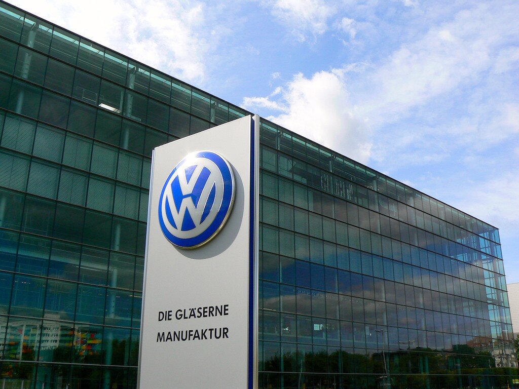 Vw germany. Volkswagen завод в Германии. Штаб квартира Фольксваген в Германии. Центральный офис Фольксваген в Германии. Главный офис Volkswagen в Германии.