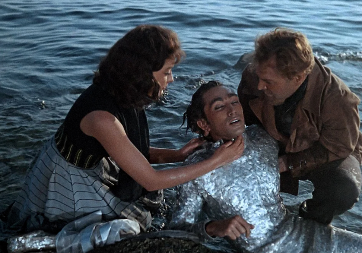 Ихтиандр фильм 1961. Человек амфибия 1961 на съемках фильма. Человек амфибия фильм 1961 съемки в баку. Человек-амфибия фильм 1961. Вертинская и коренев в фильме человек-амфибия.