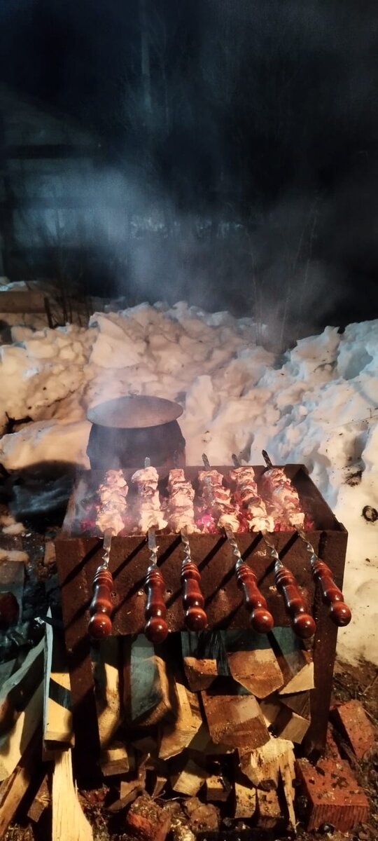 Зато шашлыка поел)))))