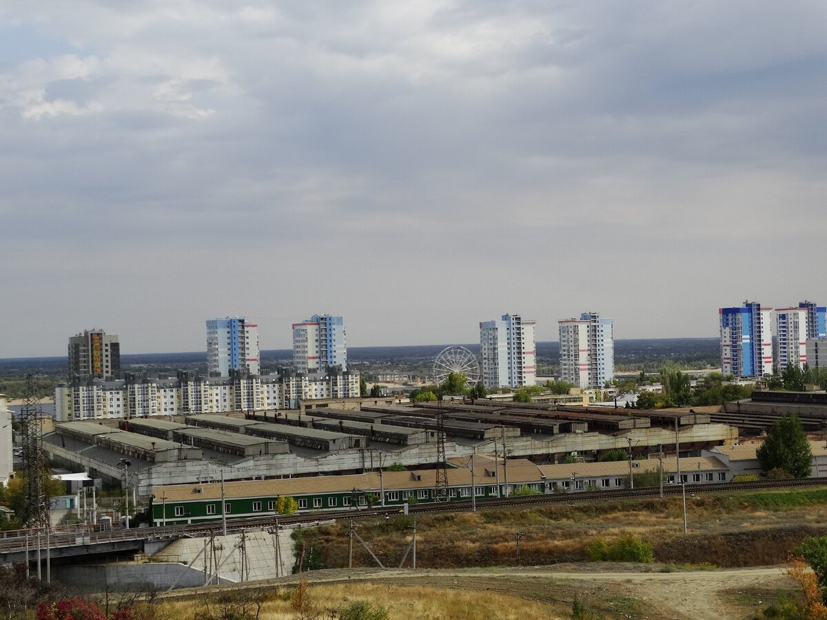 Метизный завод. Метизный завод Волгоград. Метизный завод Волгоград проспект Ленина. Индустриальный пейзаж Волгограда. Метизный завод Сталинград.