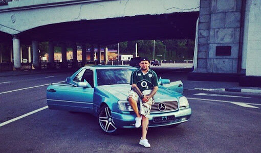 Mercedes-Benz-S-klasse 1993. Источник иллюстрации - Яндекс.Картинки