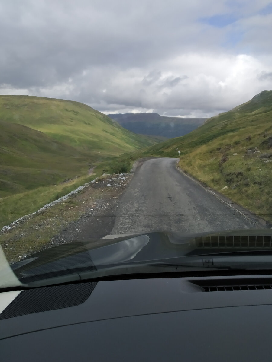 Отпуск в Шотландии: долина Солнца, дороги в одну полосу и супер подарок от местных