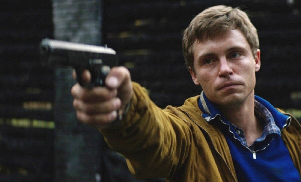 Если тебе Комсомолец имя - бросай общаться с друзьями такими! 