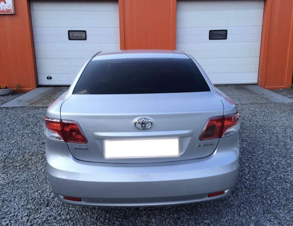 Новый дизайн был слабо оценен покупателями.Но просторный багажник в 510 литров оценили.