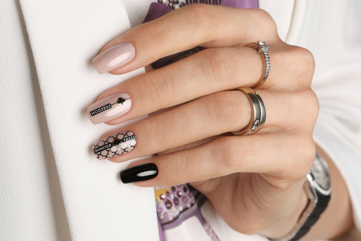 Слайдеры IBDI NAILS