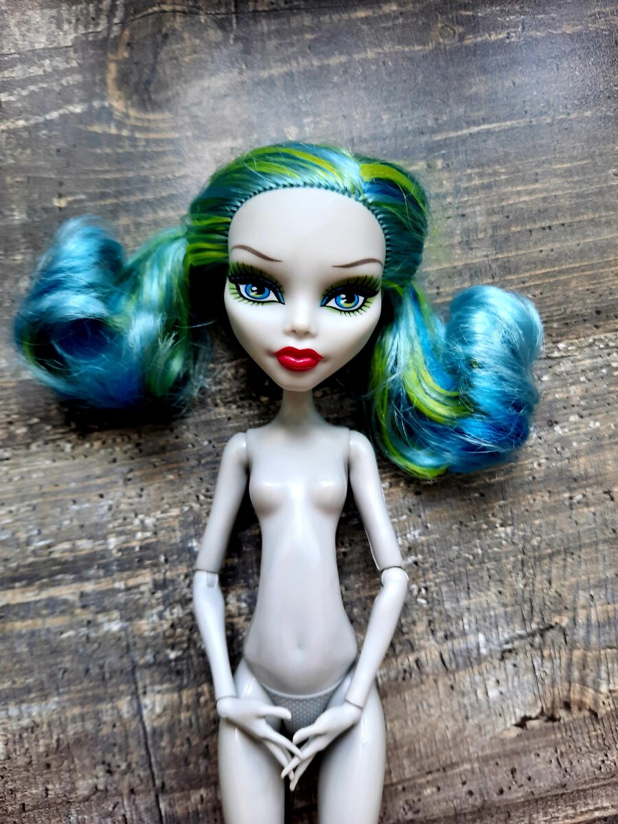 Гулия - одна из самых красивых кукол в линейке МХ.