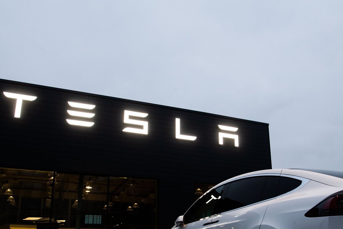 Прибыль Tesla снова растет