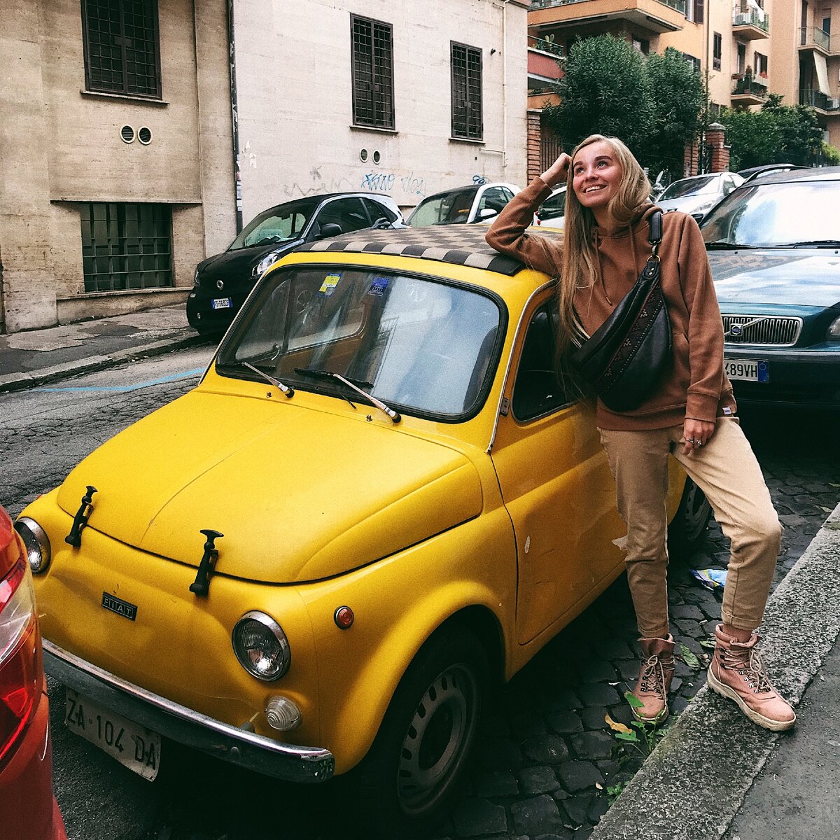 Узкая улочка Рима, на которой мы жили.