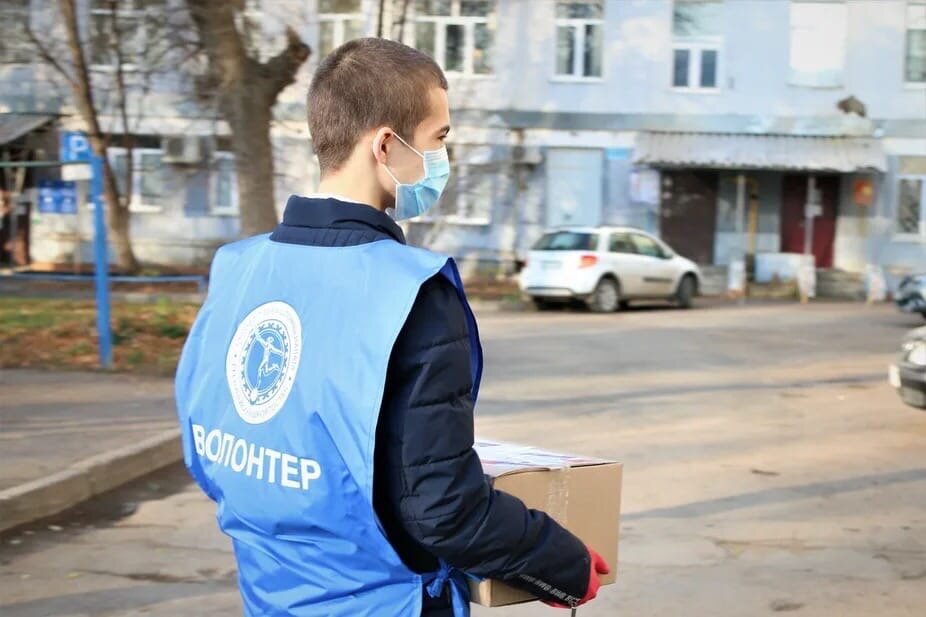 Волонтеры ТПП РБ доставили пожилым и нуждающимся жителям Уфы продуктовые наборы