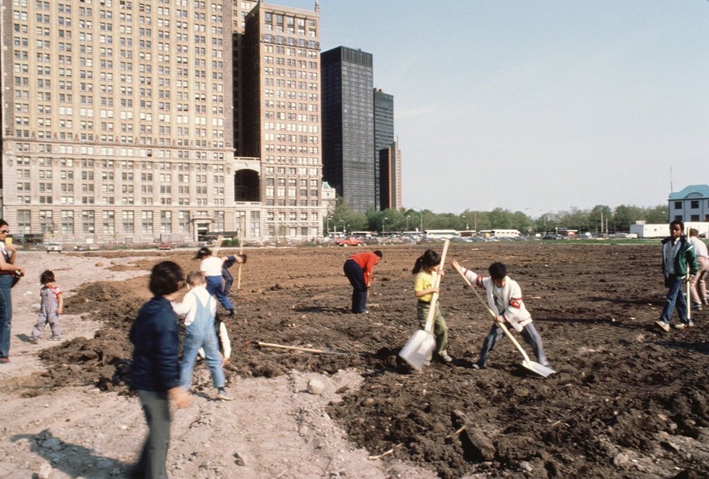 Манхэттена-добровольцы, 1982