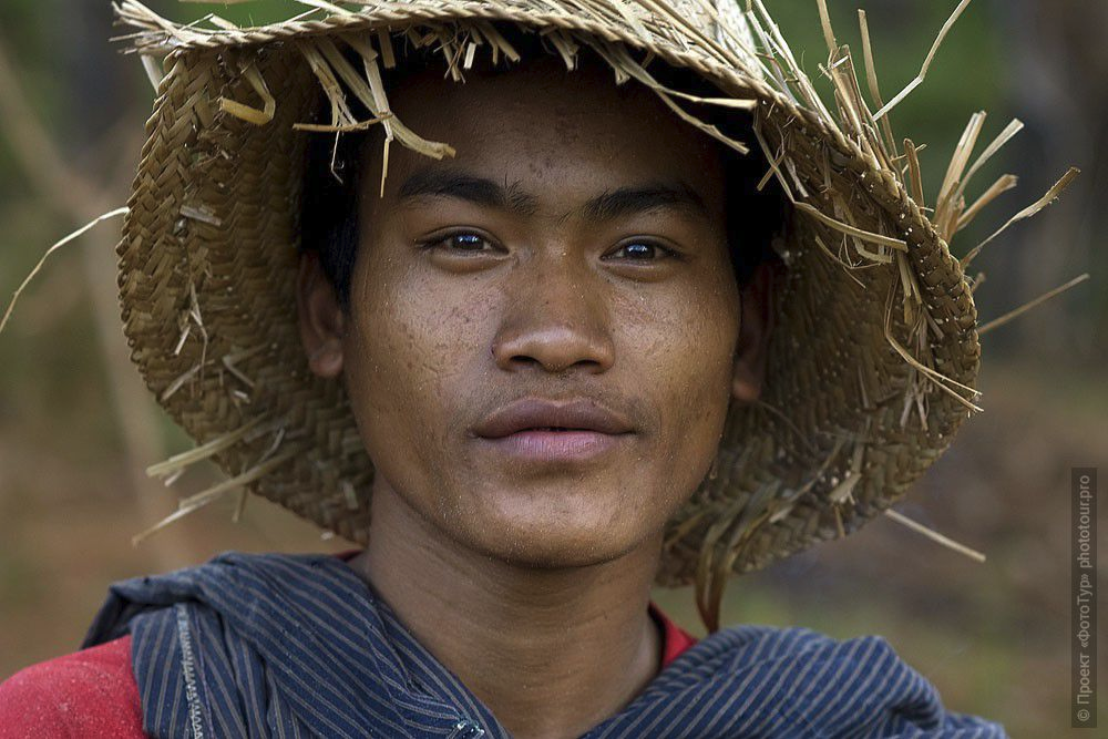 К какой расе относятся жители тайланда. Кхмеры народы Камбоджи. Мон кхмеры. Горные кхмеры. Мон кхмеры Вьетнам.