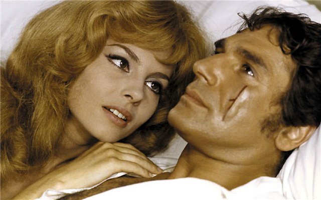 Мишель Мерсье, кадр из фильма "Великолепная Анжелика", 1965