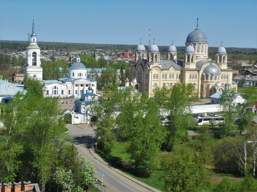 Вид на мужской монастырь.