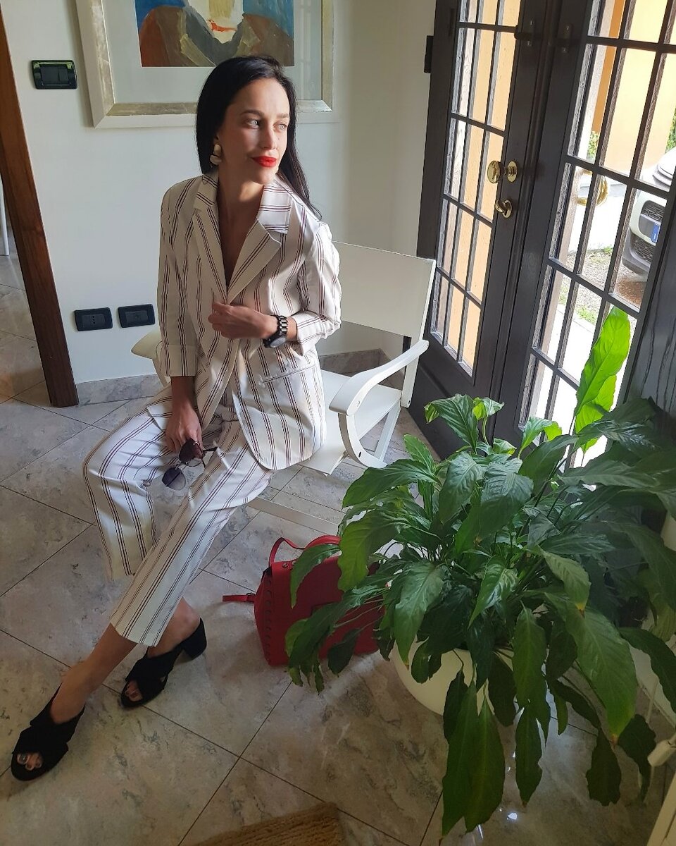 Где-то в лобби Итальянской гостиницы