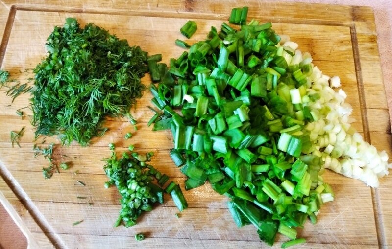 Измельчаем зелень