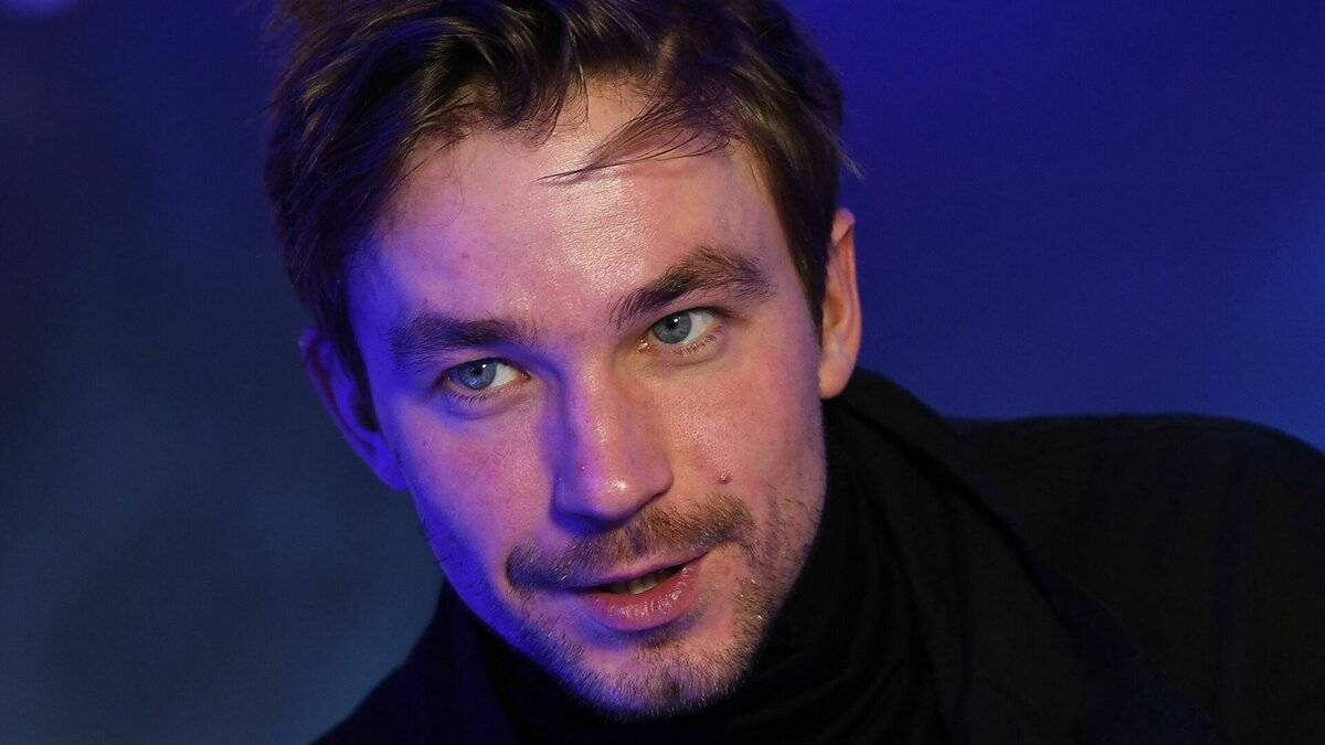 даниил страхов 2022. данила козловский. актер владимир яглыч. машков, владимир львович. страхов даниил актер.