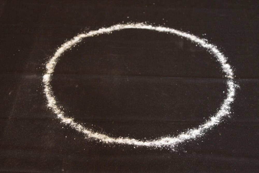 Магический круг из соли.