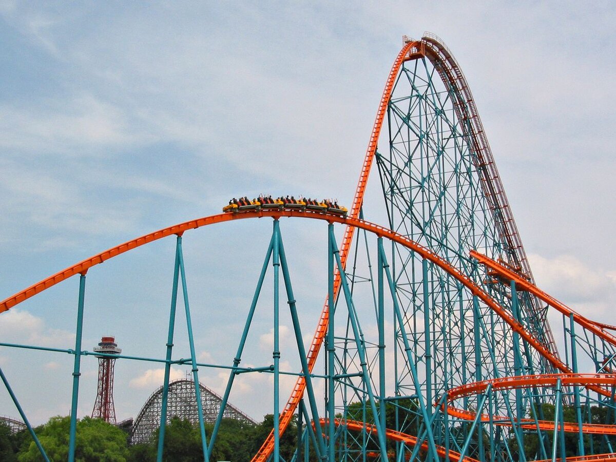 Roller coaster. Парк развлечений Six Flags США. Парк Six Flags в Лос Анджелесе. Сикс Флэгс парк аттракционов. Парк развлечений шесть флагов (Six Flags),.