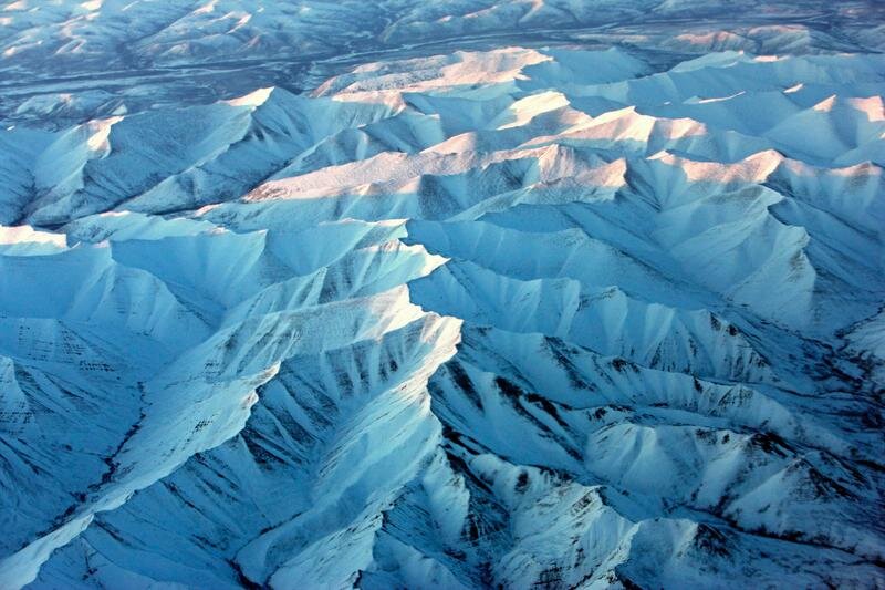 Аэросъемка russiafromabove. Республика Саха (Якутия) с высоты птичьего полета. Верхоянский хребет (Верхоянская горная система).