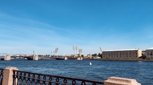 Санкт-Петербург. Прогулка по набережной Адмирала Макарова