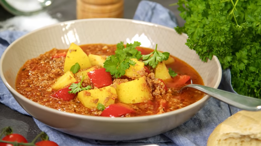 Рагу с фаршем и овощами — неожиданно вкусное блюдо