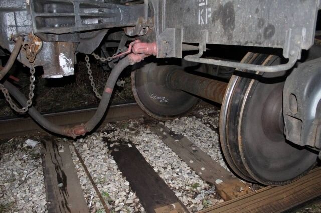    Что за история с гибелью женщины из-за схода вагонов на Урале?