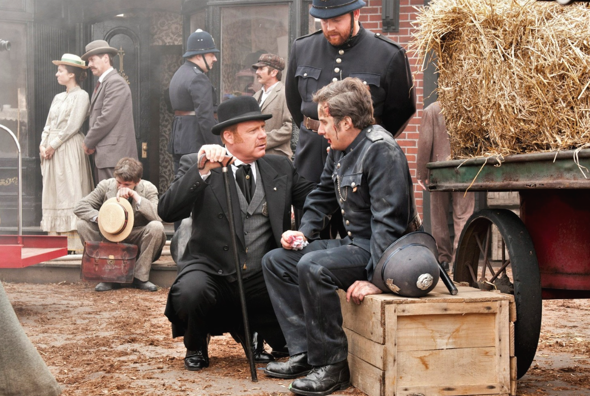 Инспектор Брекенрид очень хорошая актерская работа Томаса Крэйга.  Источник картинки: ru.kinorium.com