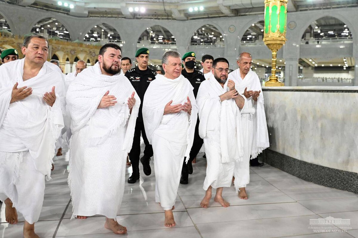 Умра 2022 узбекистана. Умра сафари 2022 нархи. В хадж узбекистан. Хадж 2024 уз. Хадж 2023.