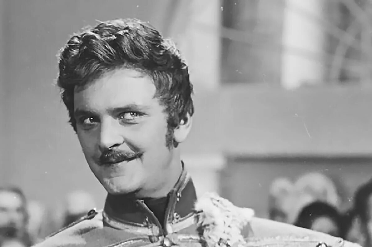 Поручик гусарская баллада. Поручик ржевский отзывы. Поручик ржевский фото. Поручик ржевский отзывы. Поручик ржевский гусар 1812.