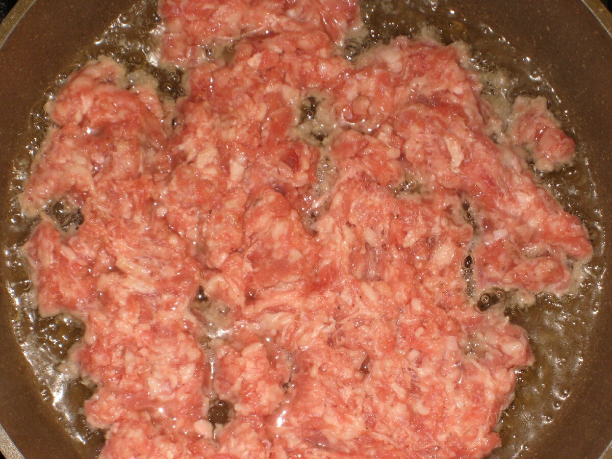 Вариант 2: Быстрый рецепт баклажанов в духовке с фаршем, помидорами под сыром