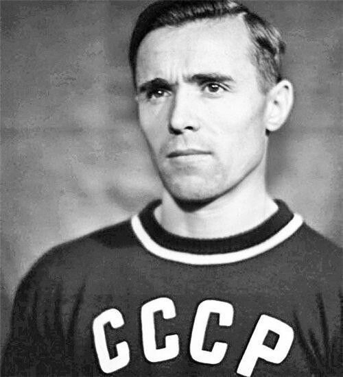 Виктор Чукарин