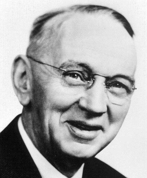 Эдгар Кейси