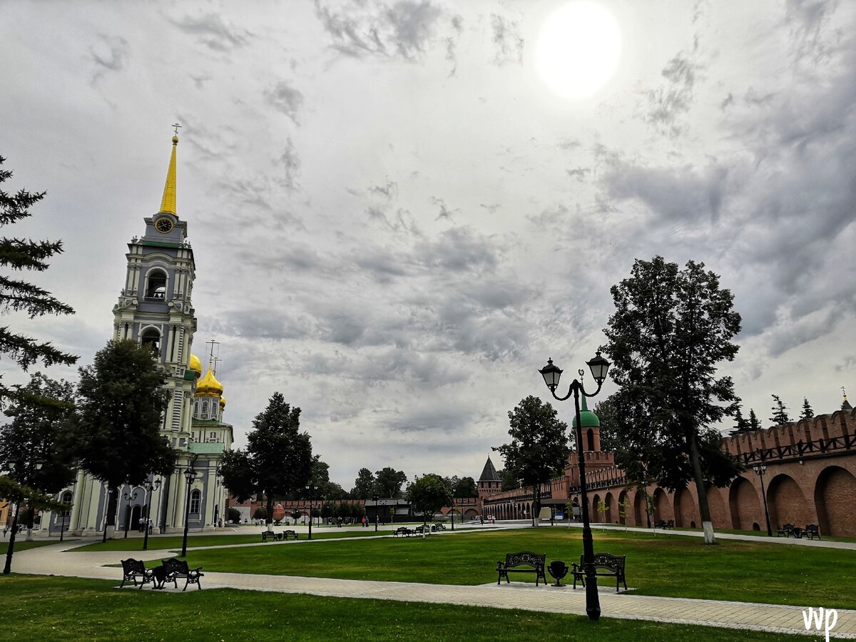 к юбилею Кремль похорошел 