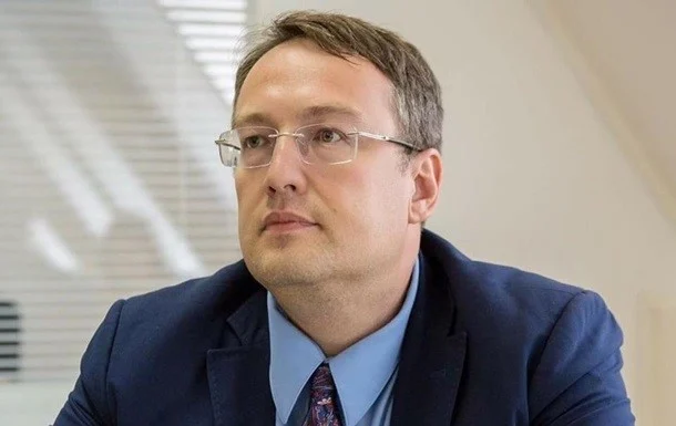 Заместитель министра внутренних дел Антон Геращенко заявил, что паломников-хасидов, находящихся на украинско-белорусской границе, выманили в Беларусь обманом